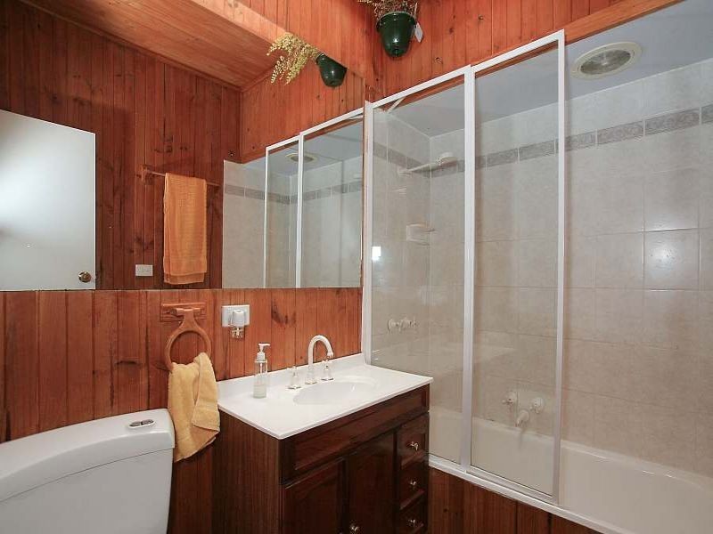 17 Warwick Farm Road, Olinda VIC 3788