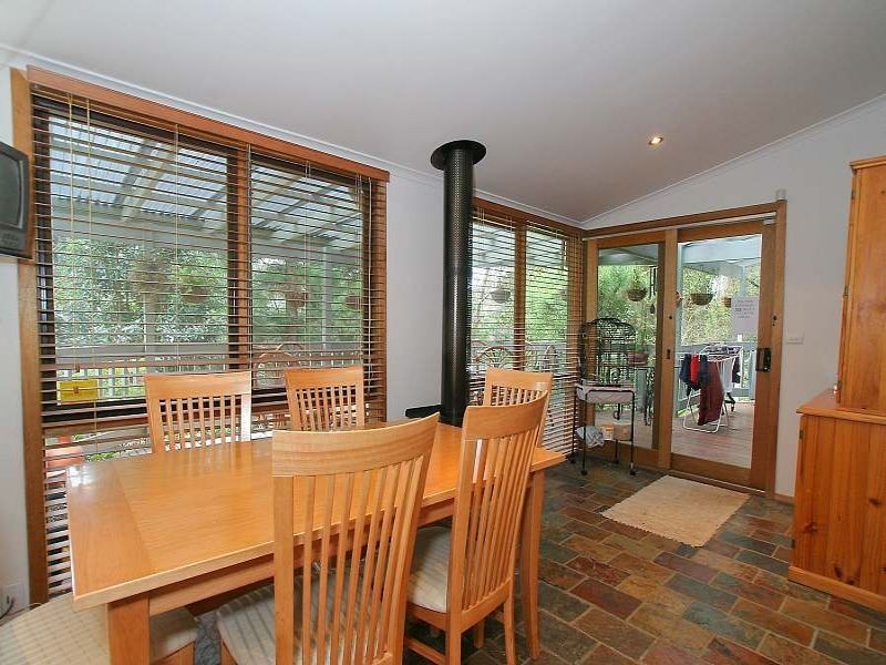 17 Warwick Farm Road, Olinda VIC 3788