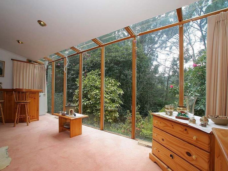 17 Warwick Farm Road, Olinda VIC 3788