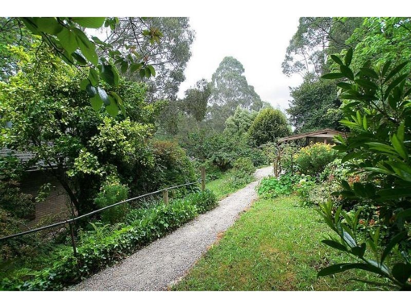 6 Duncans Lane, Ferny Creek VIC 3786