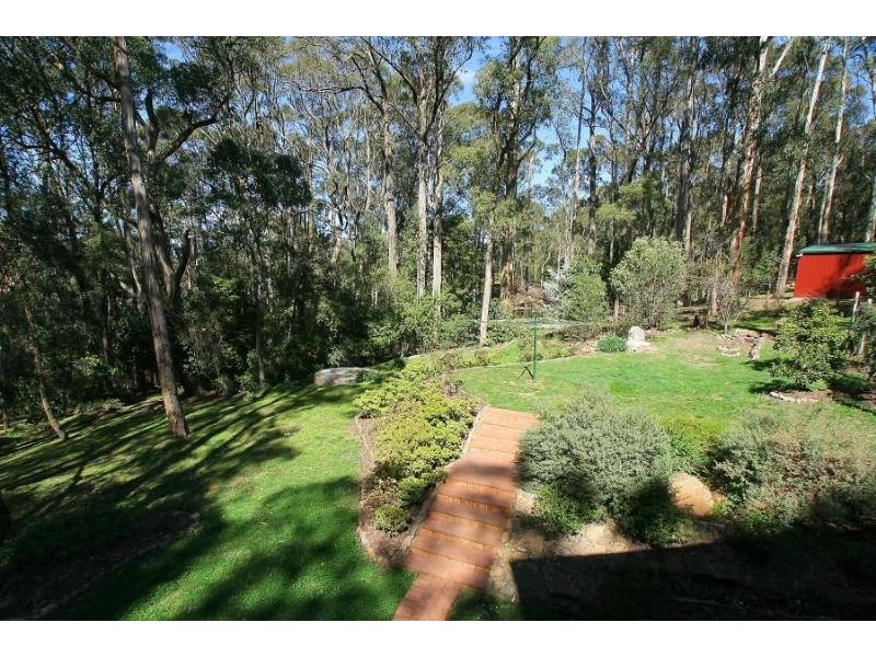 5 Scenic Crescent, Kalorama VIC 3766