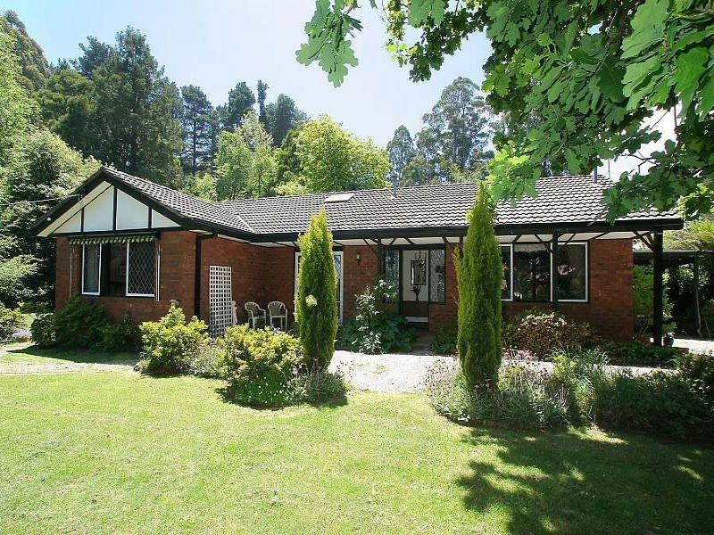 215 Ridge Road, Mount Dandenong VIC 3767
