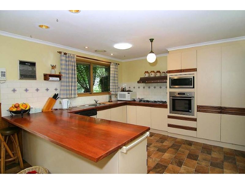 7 Mernda Road, Olinda VIC 3788