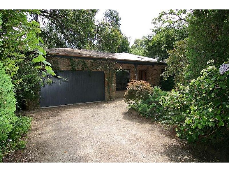 22 Falls Road, Kalorama VIC 3766