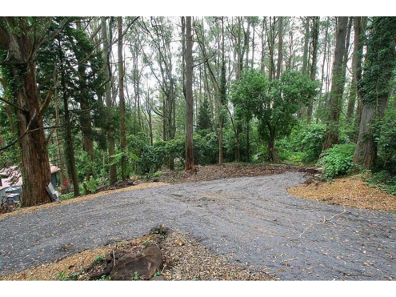 18 Nicholson Street, Olinda VIC 3788