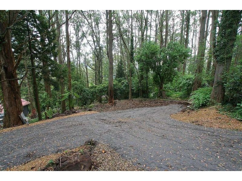 18 Nicholson Street, Olinda VIC 3788