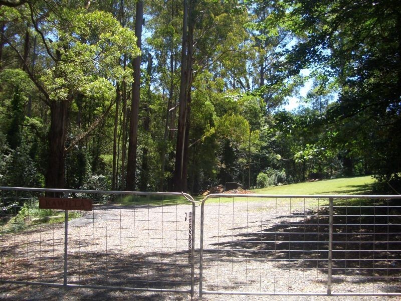 4 Farndons Road, Mount Dandenong VIC 3767