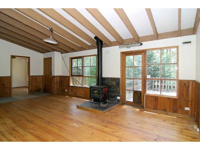 13 Nicholson Street, Olinda VIC 3788