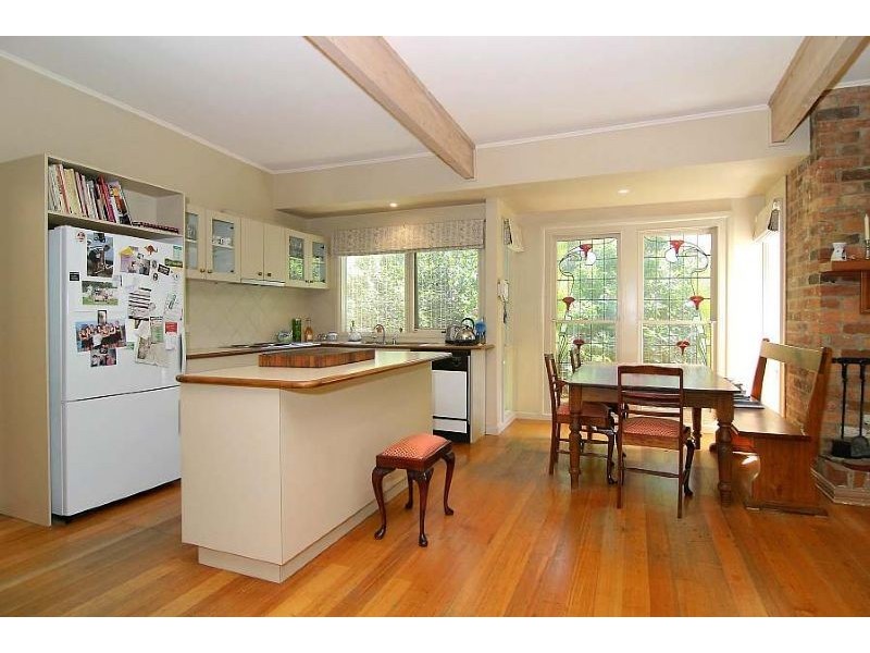 16 School Road, Ferny Creek VIC 3786