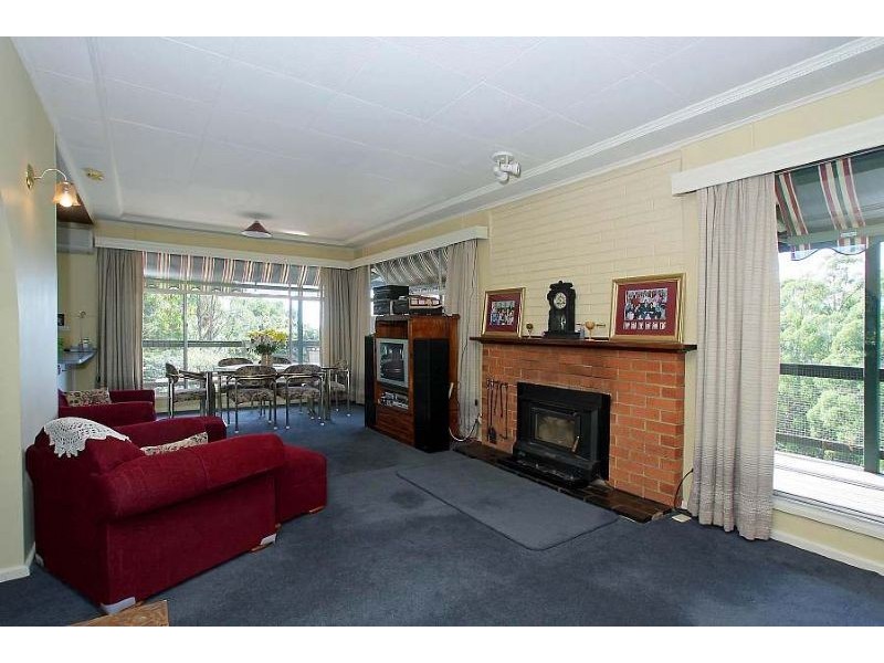 21 Doughtys Road, Kalorama VIC 3766
