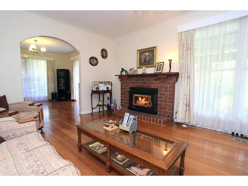 9 Edith Court, Mount Dandenong VIC 3767