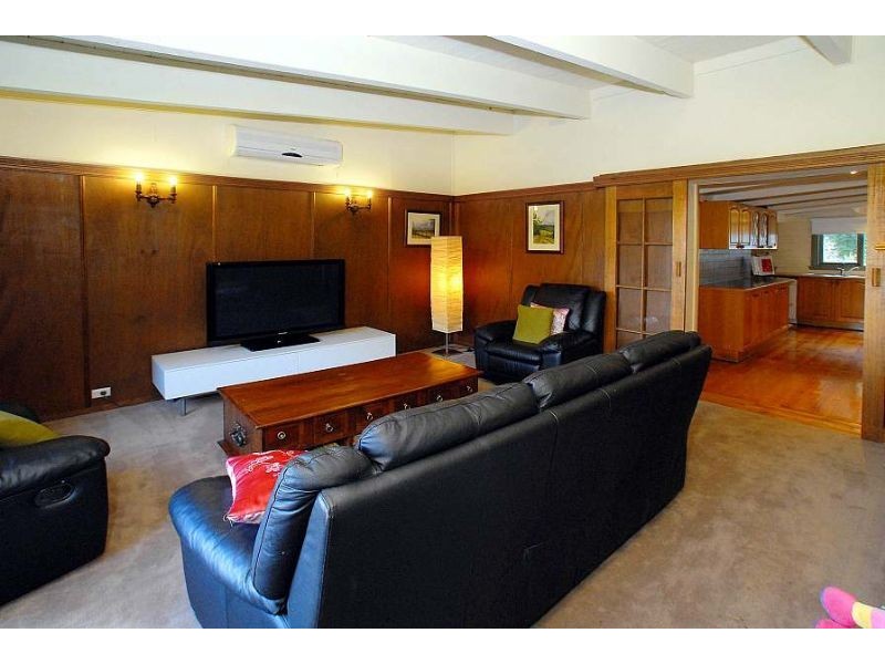 65 Falls Road, Kalorama VIC 3766