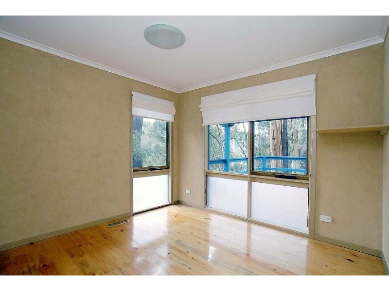 Kalorama VIC 3766