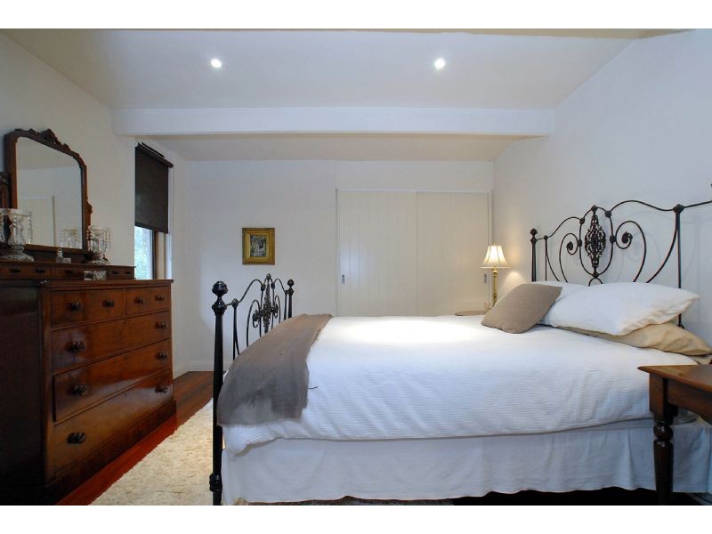 7 Nicholson Street, Olinda VIC 3788