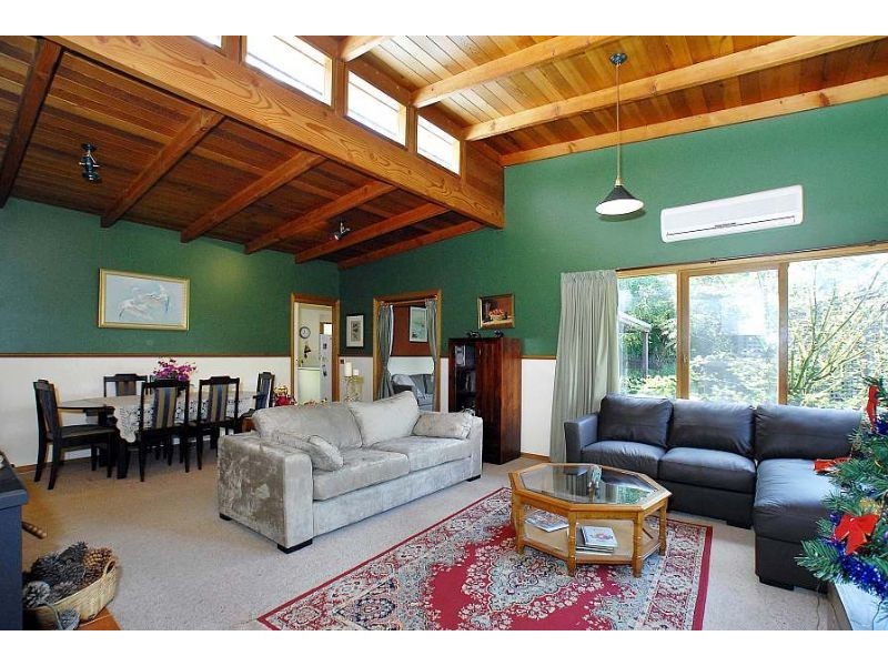 13 Jeeves Avenue, Kalorama VIC 3766