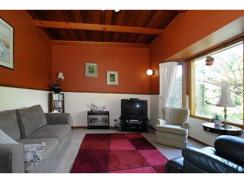 13 Jeeves Avenue, Kalorama VIC 3766