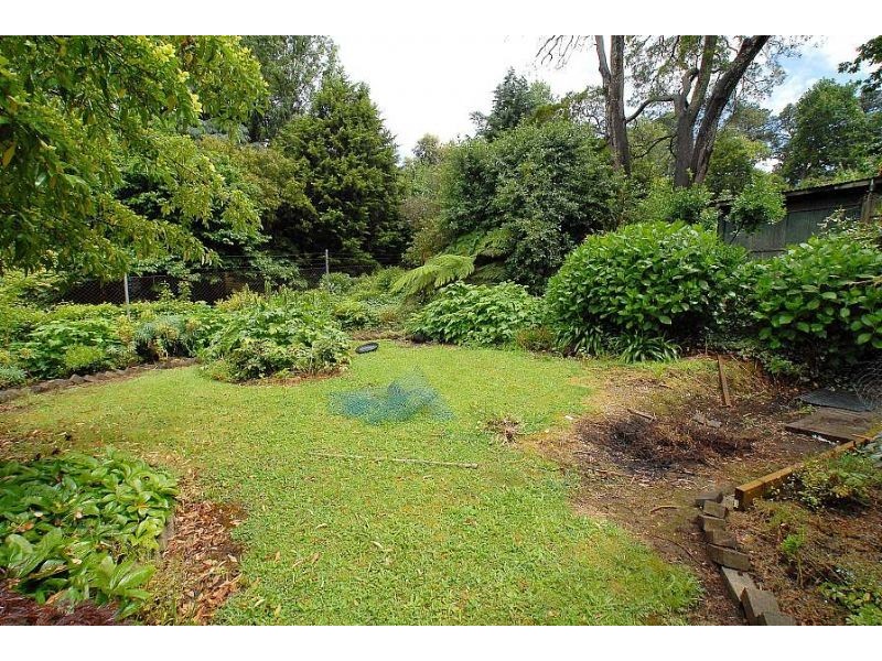 13 Jeeves Avenue, Kalorama VIC 3766