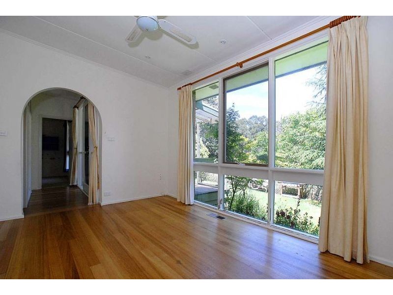10 Radnor Court, Mount Dandenong VIC 3767