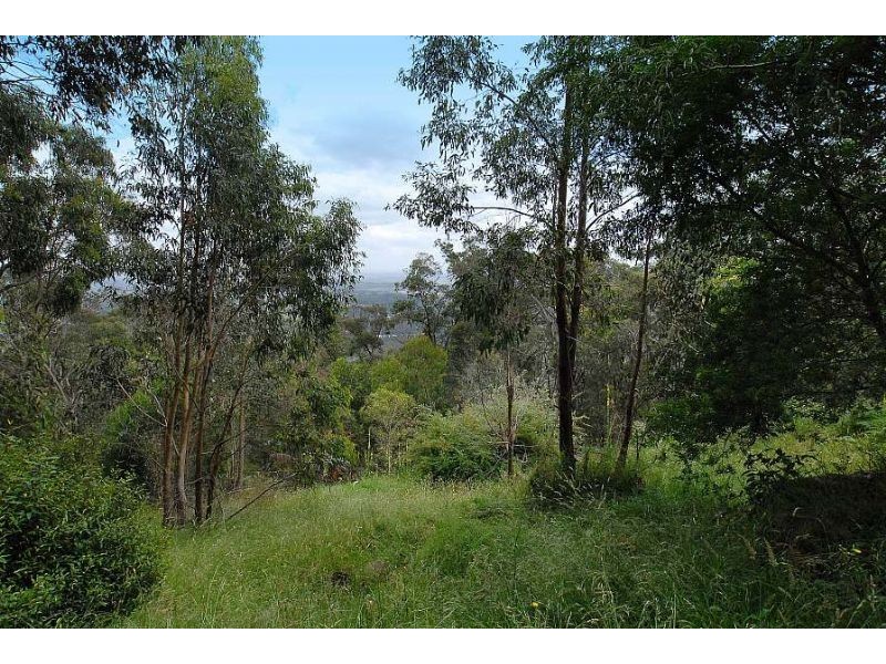 20 Scenic Cres, Kalorama VIC 3766