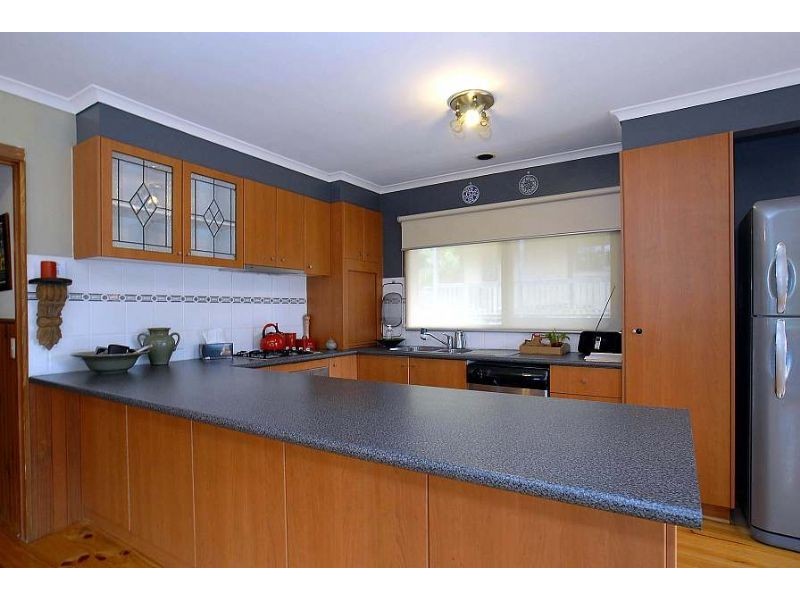 4 Toorak Road, Mount Dandenong VIC 3767