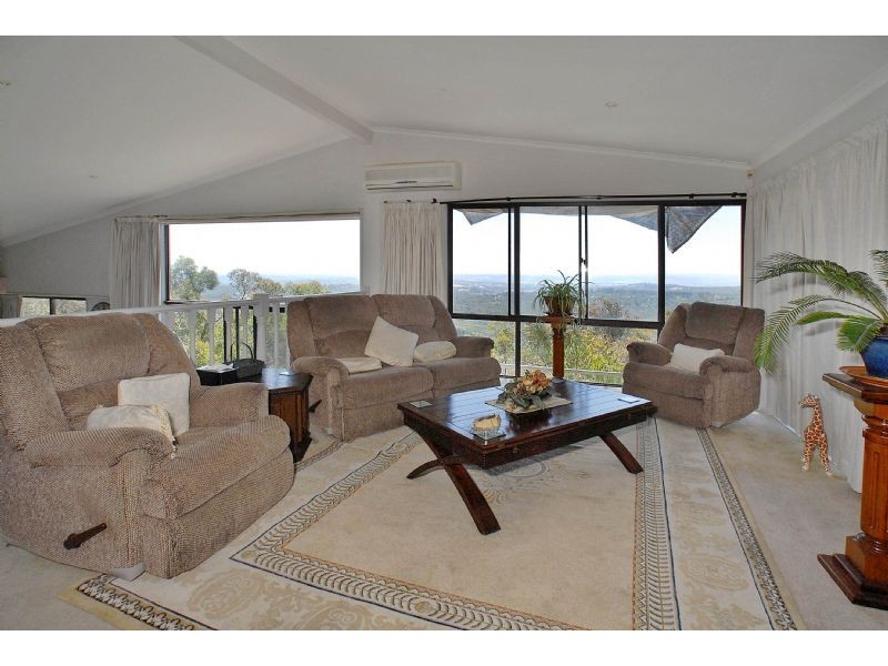 1115 Mount Dandenong Tourist Road, Kalorama VIC 3766