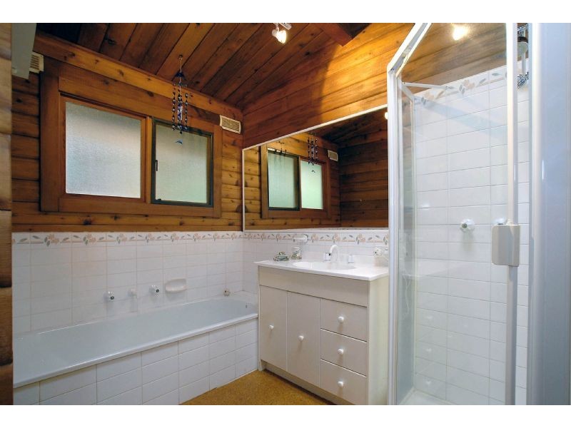 5 Roy Road, Olinda VIC 3788