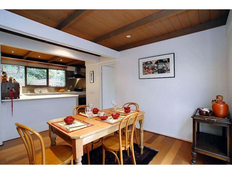 83 Falls Road, Kalorama VIC 3766