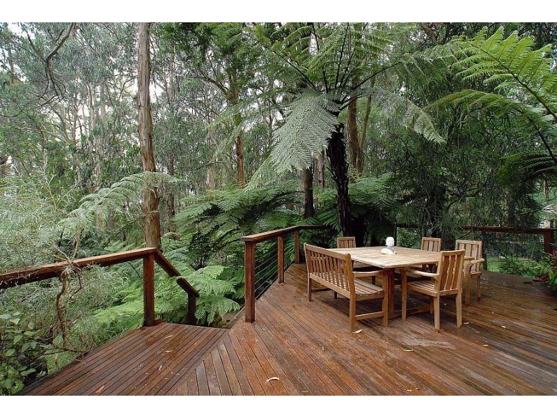 83 Falls Road, Kalorama VIC 3766