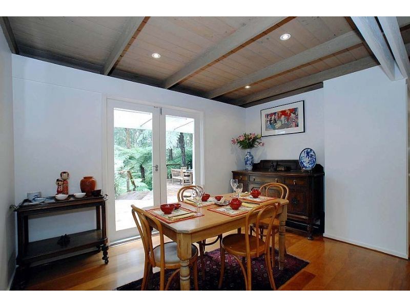 83 Falls Road, Kalorama VIC 3766