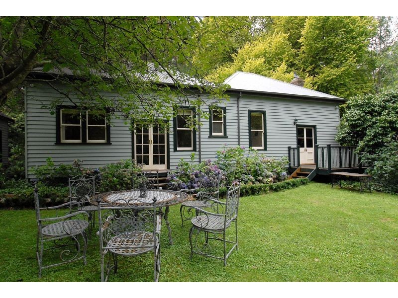 126-128 Ridge Road, Mount Dandenong VIC 3767