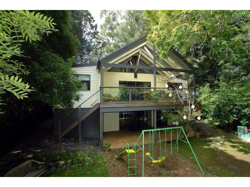 12 Blythes Road, Mount Dandenong VIC 3767