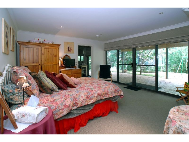 12 Blythes Road, Mount Dandenong VIC 3767
