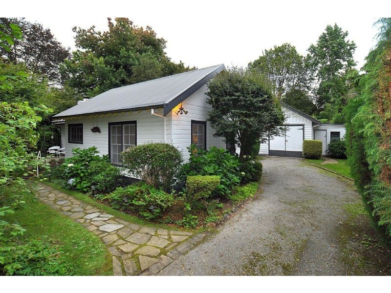 5 Georges Road, Sherbrooke VIC 3789