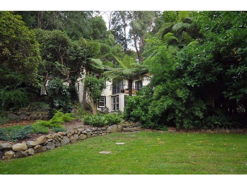 3 Greville Road, Ferny Creek VIC 3786