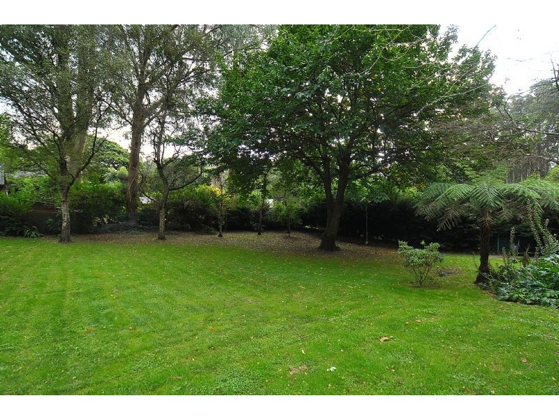 3 Greville Road, Ferny Creek VIC 3786