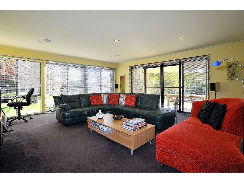 7 Mt Erin Road, Ferny Creek VIC 3786
