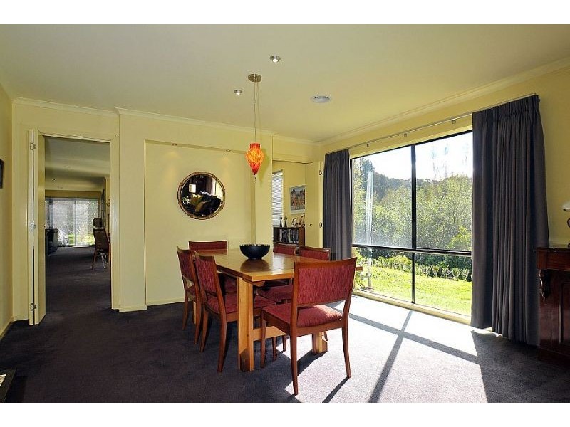 7 Mt Erin Road, Ferny Creek VIC 3786