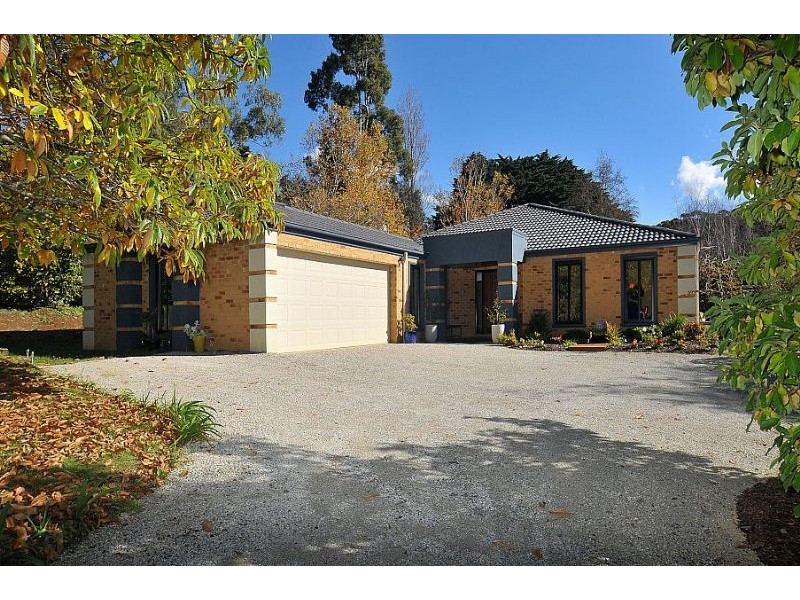 7 Mt Erin Road, Ferny Creek VIC 3786