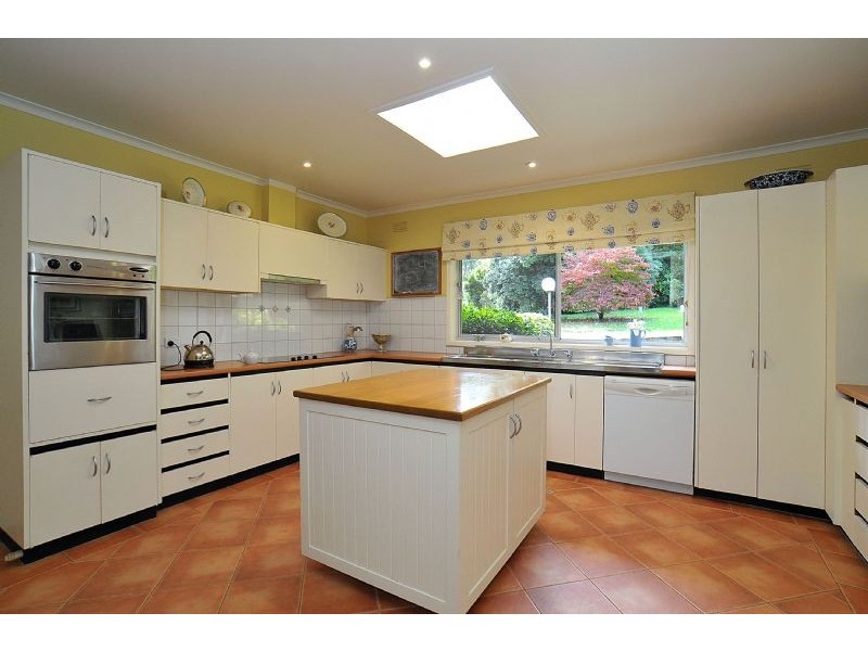 63 One Tree Hill Road, Ferny Creek VIC 3786