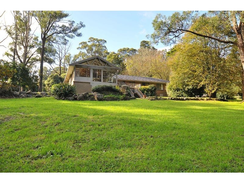 63 One Tree Hill Road, Ferny Creek VIC 3786