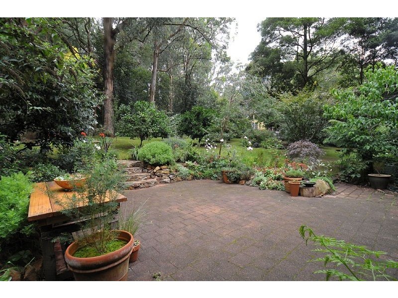 10 Mount Erin Road, Ferny Creek VIC 3786