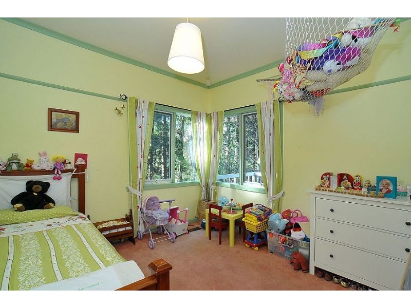3 Panteg Road, Sassafras VIC 3787