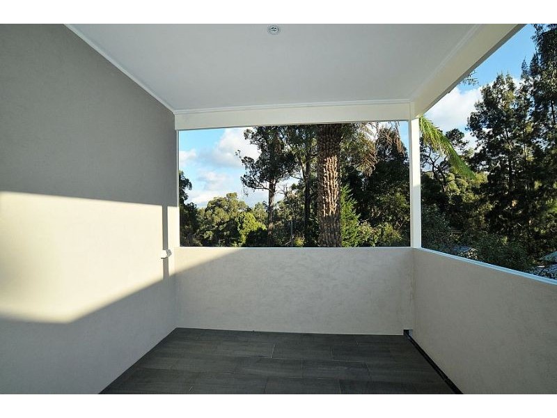 10 Clifford Grove, Tecoma VIC 3160