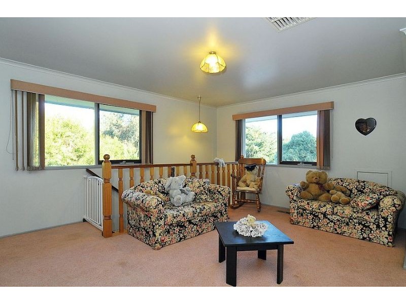 7 Mayview Drive, Monbulk VIC 3793