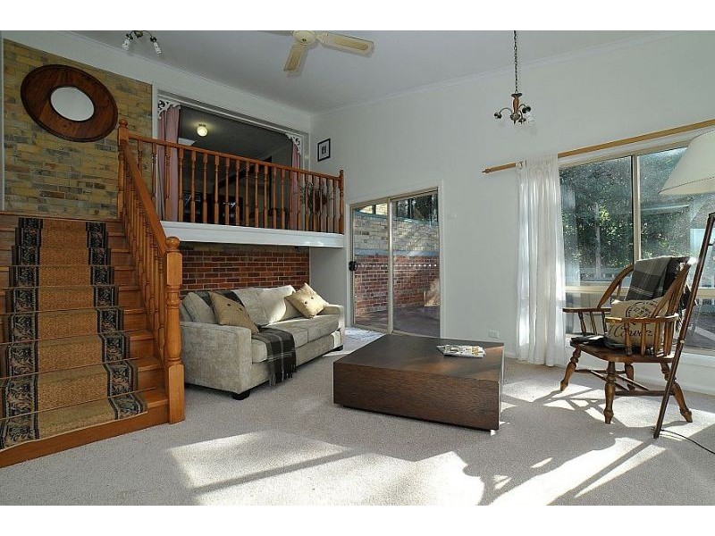 11 Owen Street, Kallista VIC 3791
