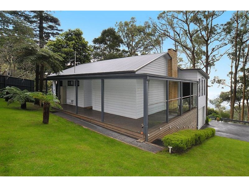 24 Scenic Crescent, Kalorama VIC 3766