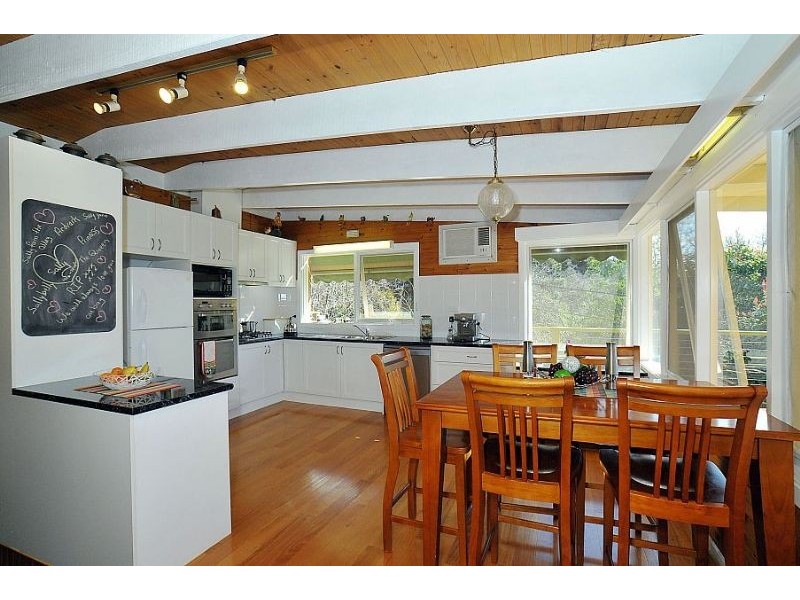 3 Greenslopes Road, The Patch VIC 3792