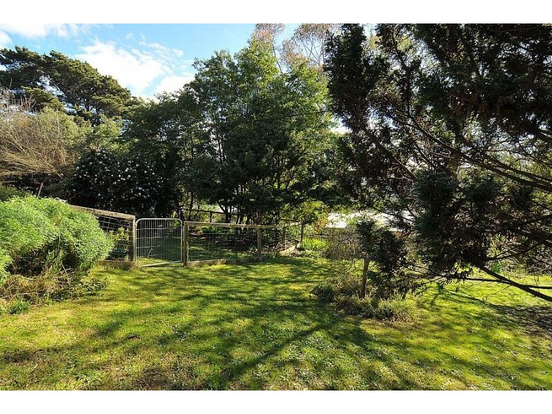 3 Greenslopes Road, The Patch VIC 3792