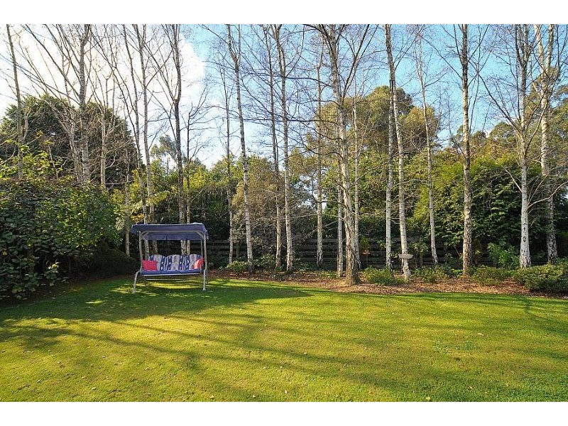 7 Yvonne Road, Mount Dandenong VIC 3767