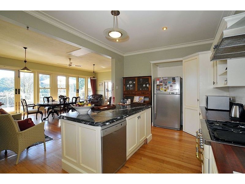 166 Ridge Road, Mount Dandenong VIC 3767